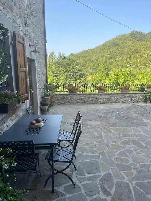 Al Buffardel Apartment Bagnone 0*,